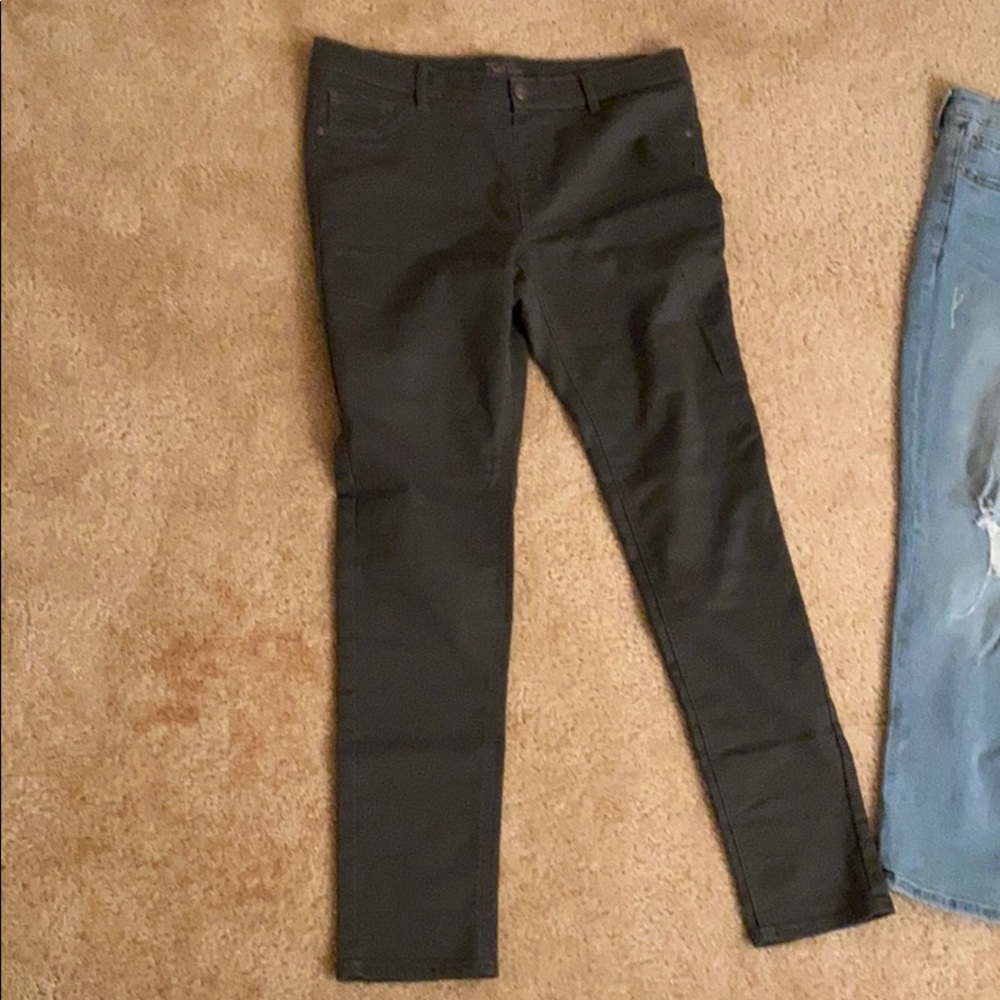 Justice Size 16 1/2